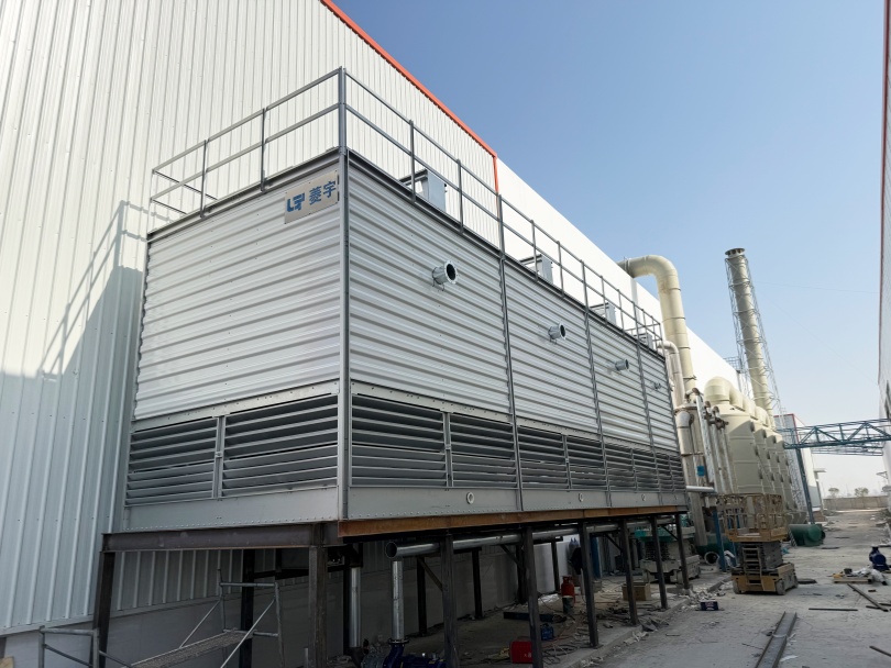 安徽菱宇不同型号的方形逆流组合式钣金冷却塔组装完成