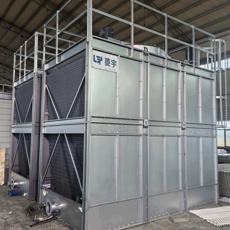 河南菱宇集装箱式的方形横流式钢板冷却塔整机组装好出货