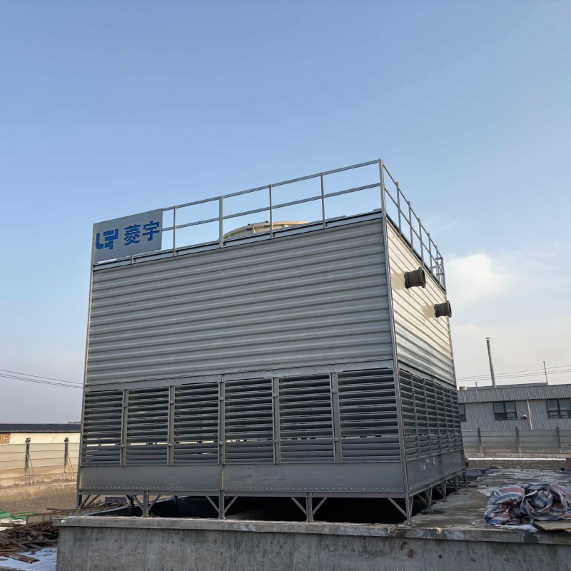 河南郑州菱宇单体方形逆流式钣金冷却塔安装完成，调试成功